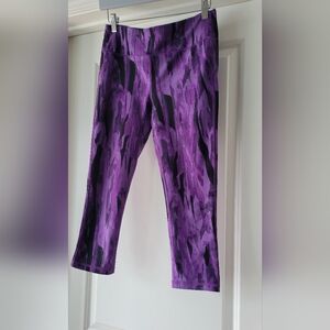 EUC- Marika Purple Paint Splatter Crop Leggings Size M
